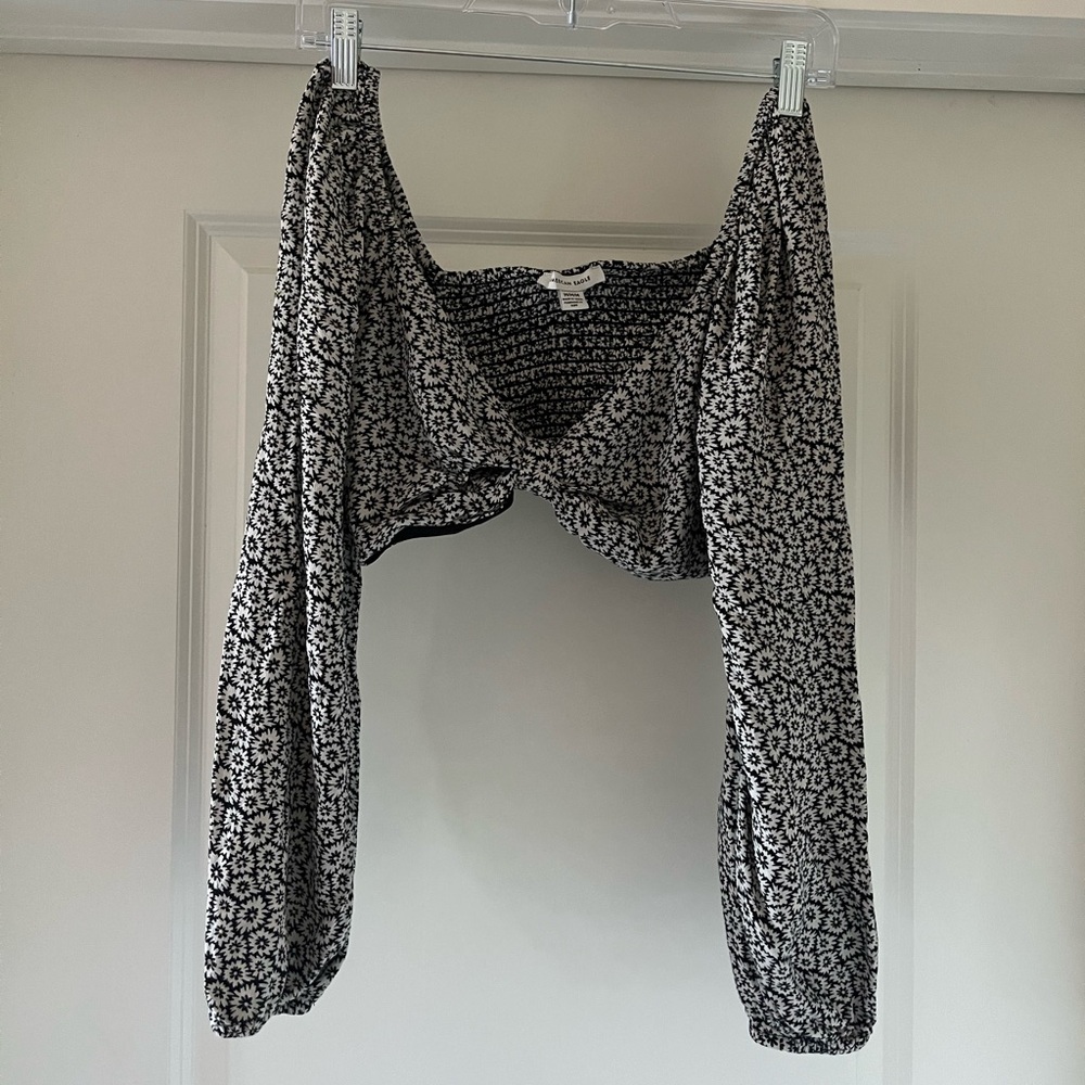 American Eagle Crop Top